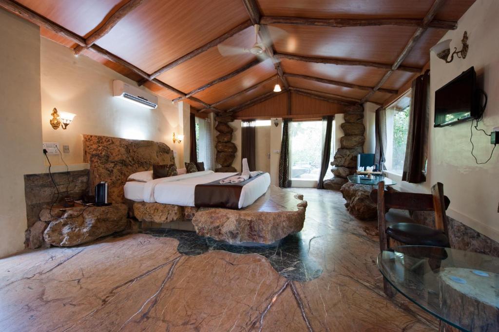 โลหะการ์ ฟอร์ต รีสอร์ต Hotel Kukas ห้อง รูปภาพ
