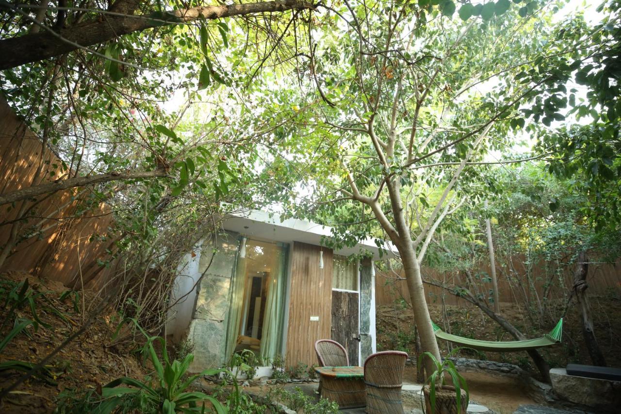 โลหะการ์ ฟอร์ต รีสอร์ต Hotel Kukas ภายนอก รูปภาพ